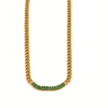 Elegante collar de cadena cubana dorada con una fila de piedras preciosas verdes rectangulares - Collar Verde