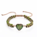 Detailed macro shot of a heart-shaped turquoise stone on a hand-woven bohemian bracelet - Emerald Green Imperial Stone Style (款式-04)