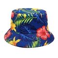 Detail van blauwe vissershoed met tropisch hibiscusbloem- en bladerenpatroon - M (56-58cm) / Blauw