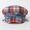 Berretto stile britannico con motivo a quadri rossi e bianchi e fiocco in denim blu - Taglia Unica (57cm) / Quadri Rosso e Blu