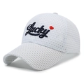 Gorra de béisbol de malla blanca transpirable con bordado Lucky y visera curva para verano - Ajustable / Blanco