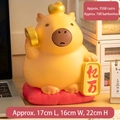 Tirelire Capybara avec médaille d'or sur socle rouge pour décoration de bureau - Grand Capybara de Richesse Jaune