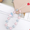 Correa de teléfono con cuentas rosas y azules y colgante de corazón macarrón - K1277 Cadena de teléfono de corazón rosa + azul / Rosa/Azul