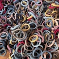 Elastici per capelli in vari colori Morandi tra cui blu, grigio, giallo e bordeaux - Elastico per capelli confezione prova (1 pezzo)