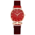 Orologio al quarzo da donna con quadrante rosso e cinturino magnetico a maglia - Rosso