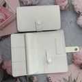 Witte PU-leren draagbare sieraden organizer met drukknoopsluiting en diverse opbergvakken voor ringen - Wit