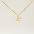 18K gold-plated clover necklace with shell inlay and letter O pendant for women - Letter O