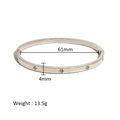 Technical drawing of a 4mm silver bangle with clover patterns and 61mm inner diameter - Clover Pattern Style (HF-B5115-S)