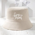 Détail du bob en coton beige avec imprimé blanc boy mom et bordure à surpiqûres - M (56-58cm) / Beige