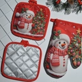 Christmas snowman pattern kitchen oven mitts and pot holders set for holiday heat protection - Snowman and Tree