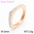 Bague carrée en acier inoxydable plaqué or rose 3mm avec zircons blancs pavés - Or Rose (KR103555-GC)