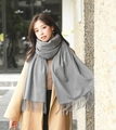 Elegant grey thick cashmere scarf with tassels styled on a model for winter warmth - 200*70cm / Velvet-Touch Tassel Style / Light Gray