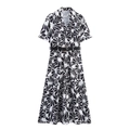 Lange jurk met bloemenprint, korte mouwen, overhemdkraag en dunne riem op witte achtergrond - XS / Zwart-wit Print