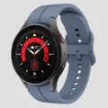 Detalle de la correa deportiva de silicona para Galaxy Watch con botones rojos laterales - watch5/5Pro / Azul Oficial