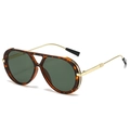 Lunettes de soleil aviateur écaille avec verres verts et branches en métal doré - Monture Léopard Thé Verres Verts