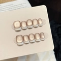 Kurze eckige künstliche Nägel mit champagnerfarbenem Cat-Eye-Effekt und French-Tips - XS / Champagnergold Französischer Cat-Eye-Stil (3243-Short Square)