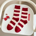 Rot-weiß gestreifte Kaschmir-Mittelsocken mit Rippbündchen für festliche Anlässe - Gestreift