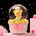 Karussell-Kristallkugel-Spieluhr mit Bärenkoch und Cupcake-Basis für Weihnachtsgeschenk - Bärenkoch-Donut / Rosa