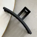 Minimalist matte black hair claw clip with geometric hollow design for thick hair - Barrette Black-13cm
