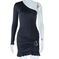 Dettaglio vestito nero monospalla con fibbia argento, arricciatura e orlo a volant - S / Nero