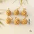 Set di 6 palline di Natale in lana lavorata a maglia beige per decorazioni fai-da-te - Caffè Chiaro