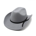 Détail d'un chapeau de cow-boy gris en feutre avec ruban noir décoratif et nœud latéral - M (56-58cm) / Gris