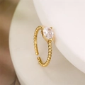 Verstellbarer goldener Perlenring mit einem weißen Zirkonia-Stein in Birnenform - Einstellbar Offen / Wassertropfen-Zirkon Perlenband Stil (CR0450YH)