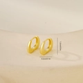 Détail de petites créoles dorées épaisses avec dimensions de 1,2 cm de diamètre - Une Paire / Or (P31541Lk4)