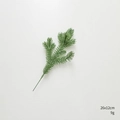 Künstliche grüne Kiefernnadeln für DIY Weihnachtsdekoration und Blumengestecke - 6-Zweig Kiefernnadeln