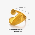Anillo abierto irregular bañado en oro de acero inoxidable con diseño de onda gruesa - Dorado