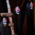 Drei Halloween-Geister mit schwarzem Haar und rot leuchtenden Augen für die Horror-Dekoration - Gruseliger Totenkopf mit langem Haar, 3er-Set