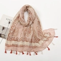 Elegant paisley print voile scarf in cream with red-brown patterns and tassels - 180*90CM / Beige Red Brown Paisley (XB927)