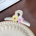 White flower hair claw clip with sweet yellow and pink floral accents for women - Colorful White Medium (Yellow+Pink) - 11cm