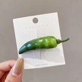 Grappige realistische groene chili haarklem van hars met gradiënt op productkaart - 1# Groene Chili