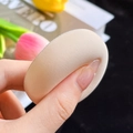 Elastische ronde beige make-up spons voor foundation met zachte verende textuur - Marshmallow Puff [Rond Verpakt]