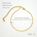 Detail der 18K vergoldeten Edelstahl 3:1 NK-Kette mit Karabinerverschluss und Verlängerung - Standard / Gold
