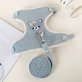 Hellblaues Tweed-Haustiergeschirr-Set mit Bären-Aufnäher und sicherem Metallverschluss - M / Blau