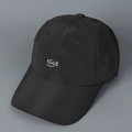 Détail du tissu ripstop noir à carreaux et de la broderie Nice sur la casquette de baseball - M (56-58cm) / Noir