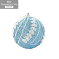 Lichtblauwe kerstbal van 8cm met decoratieve witte glitter kantpatronen en koord - 8cm / Blauw