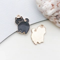 Black enamel cat pendant with gold plating, DIY alloy charm for jewelry making - Animal Cat (17517) / 1 Piece/Pack (10x16mm) / Black
