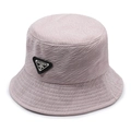 Fashionable lavender bucket hat with textured fabric and triangle metal logo detail - Pink