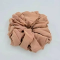 Elastic chiffon scrunchie in soft nude pink featuring high elasticity and ruffled texture - Nude (7-3)