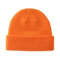 Klassische Strickmütze in leuchtendem Orange mit Rollrand für angenehme Winterwärme - Orange