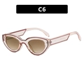 Lunettes de soleil œil de chat roses transparentes avec lignes C6 et verres dégradés - Thé dégradé champagne