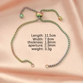Nahaufnahme von Regenbogen-Bolo-Armbandschieber mit präzisen Maßen und Gewichtsspezifikationen - 1.8x11.5cm / Regenbogenfarben