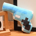 Blauer Plüsch-Spielzeugrevolver im Pixel-Stil mit 8-Bit-Design und weichem Stoff - 18cm / Hellblaues Handfeuerwaffen-Modell