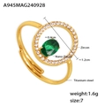 Verstellbarer Ring aus Titanstahl mit ovalem grünem Zirkon und weißen Zirkonia-Akzenten - US 7 / Gold Grün Zirkonia