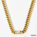 Collier chaîne gourmette dorée en acier inoxydable avec pendentif zircon rectangulaire - Chaîne Dorée + Zircone Blanche (KDD030)