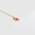 Collier main dorée avec cœur rouge et détails en émail sur une chaîne maille Jante - Main de Fatma Rouge