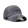 Berretto da baseball in cotone lavato grigio scuro con ricamo New York e stampa di squalo - Regolabile / Grigio Lavato